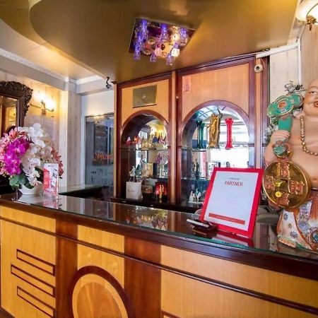 Tan Hoang Long Hotel Ciudad Ho Chi Minh  Exterior foto